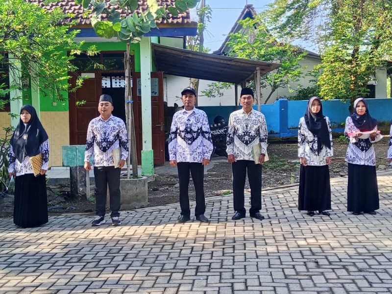 Hari Guru Nasional ke 80